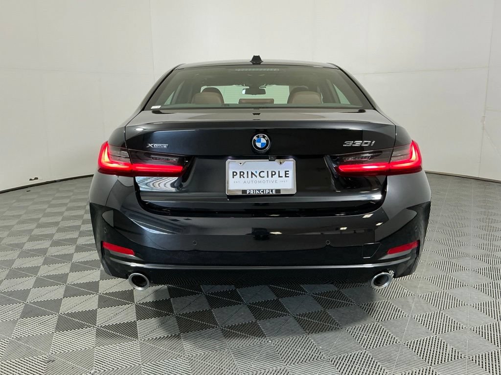 Certified 2024 BMW 330i xDrive Sedan w/ Convenience Package AWD/4WD image 6