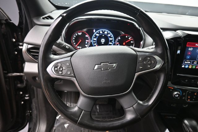 Used 2023 Chevrolet Traverse Premier w/ Redline Edition AWD/4WD image 25