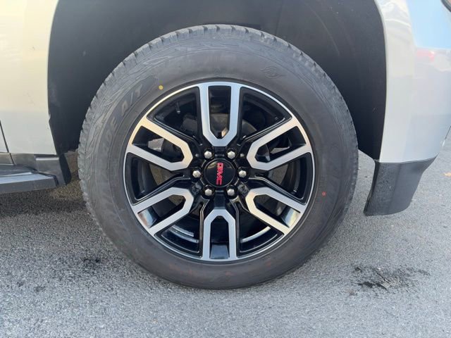 Used 2020 Chevrolet Tahoe LT image 36