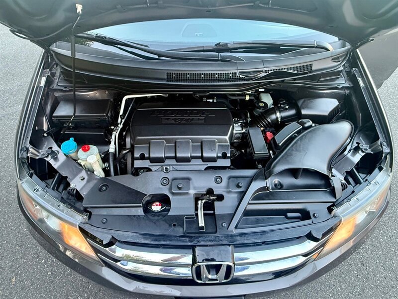 Used 2015 Honda Odyssey Touring image 16