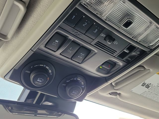Used 2024 Toyota 4Runner TRD Off-Road Premium w/ Moonroof Package AWD/4WD image 32