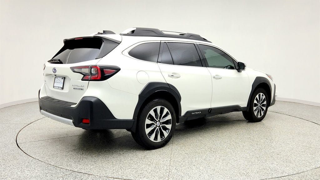 Used 2024 Subaru Outback Touring XT AWD/4WD image 5