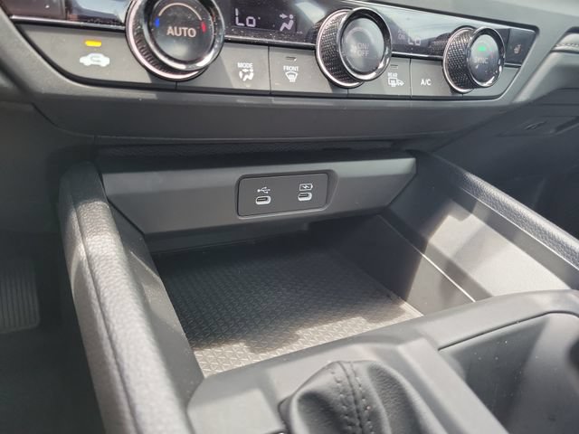 Certified 2025 Honda Accord SE image 22