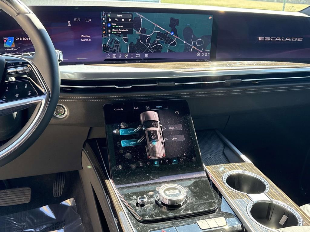 Used 2025 Cadillac Escalade Premium Luxury w/ Touring Package image 9