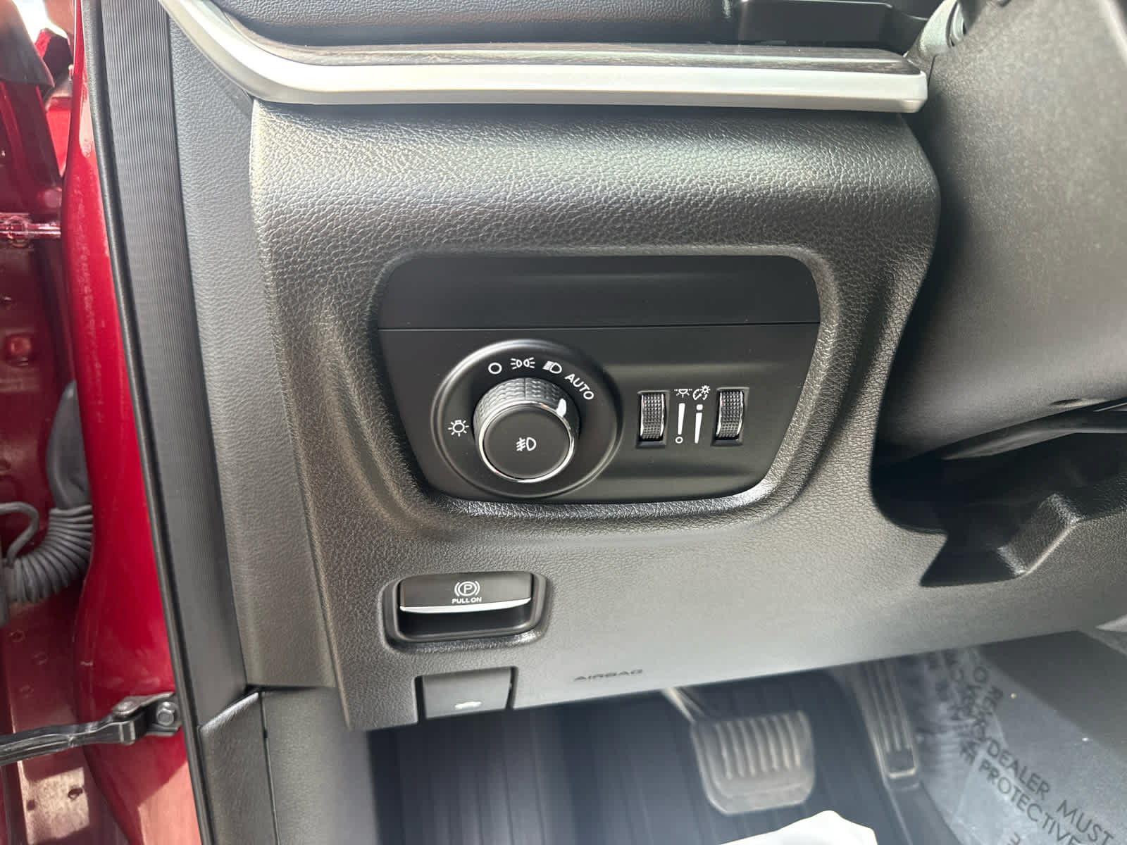 Used 2023 Jeep Grand Cherokee L Limited w/ Black Appearance Package AWD/4WD image 20