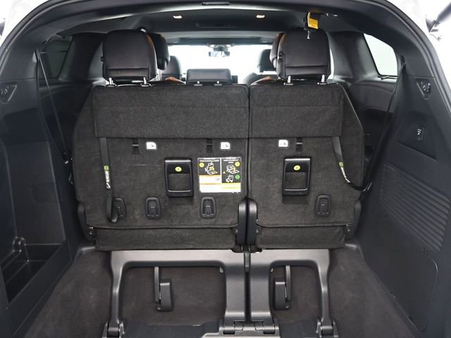 Used 2025 Toyota Sienna Limited image 29