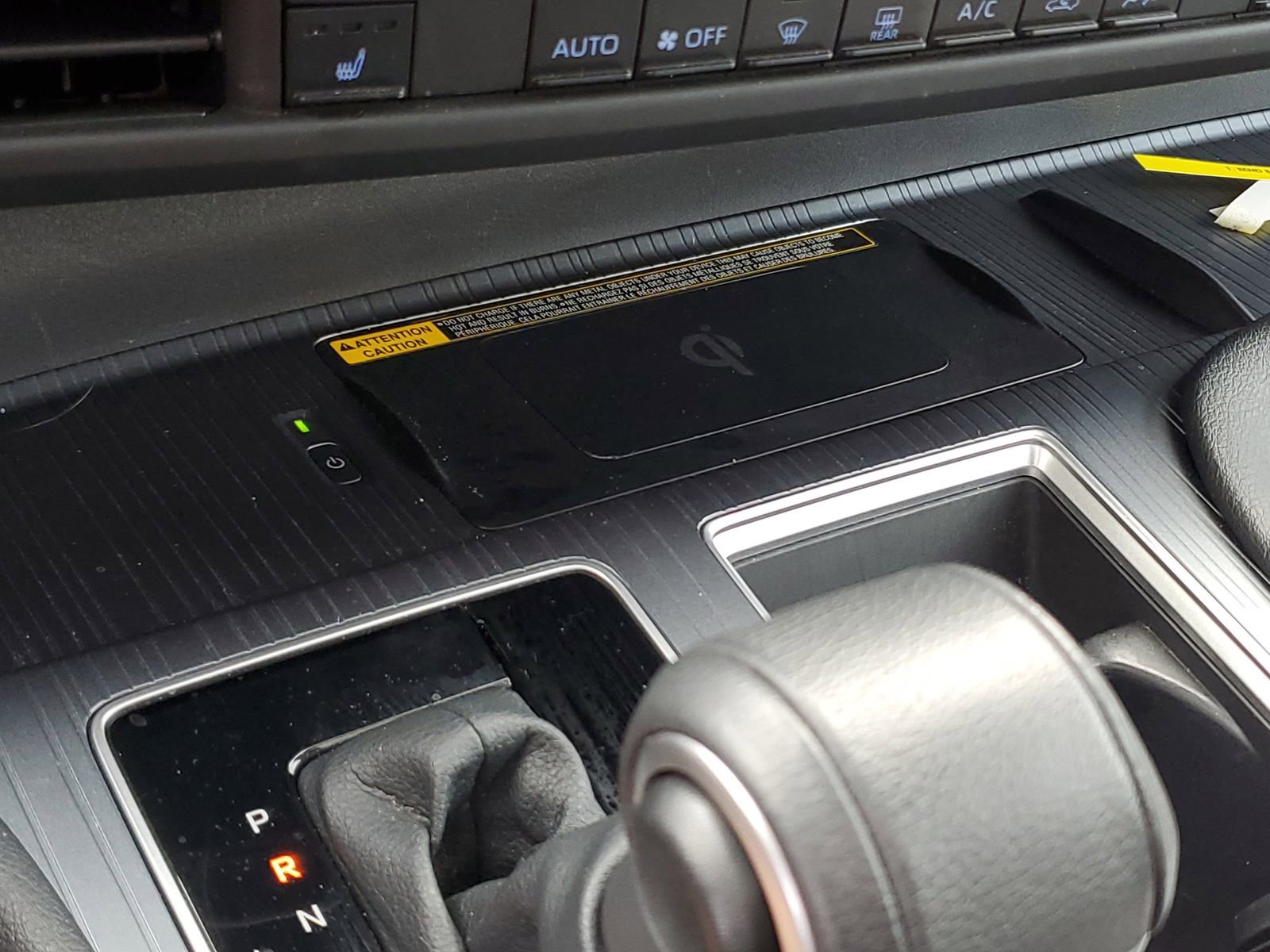 Used 2024 Toyota Sienna XSE image 31