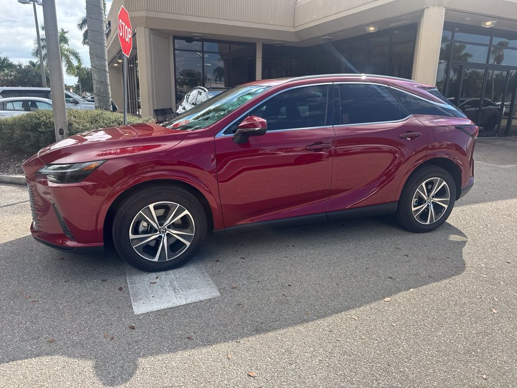 Certified 2025 Lexus RX 350h w/ Accessory Package (Z1) AWD/4WD image 9