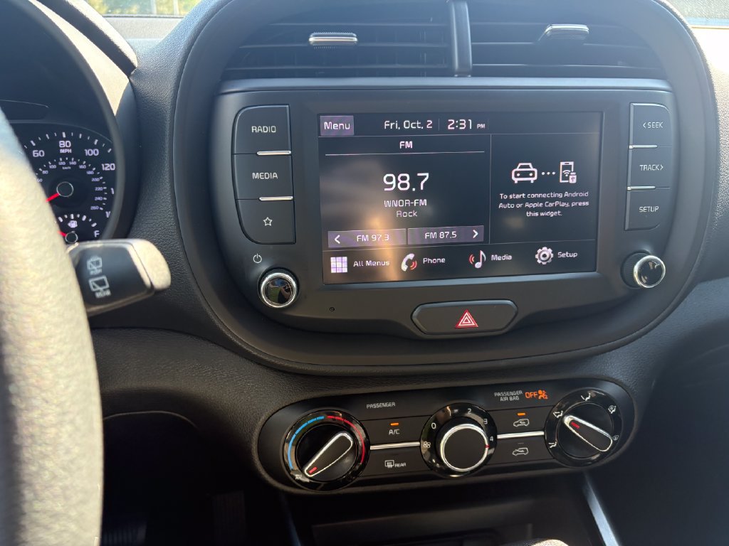Used 2022 Kia Soul LX w/ Technology Package FWD image 10