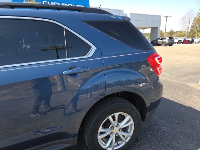 Used 2017 Chevrolet Equinox LT image 31
