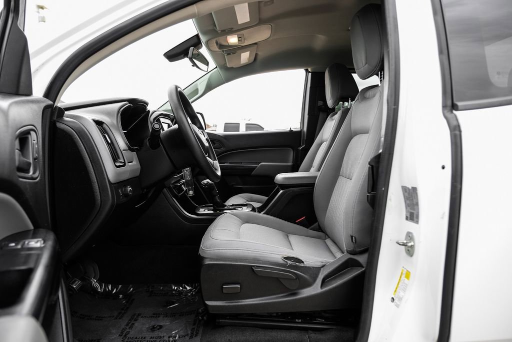 Used 2021 Chevrolet Colorado W/T image 3