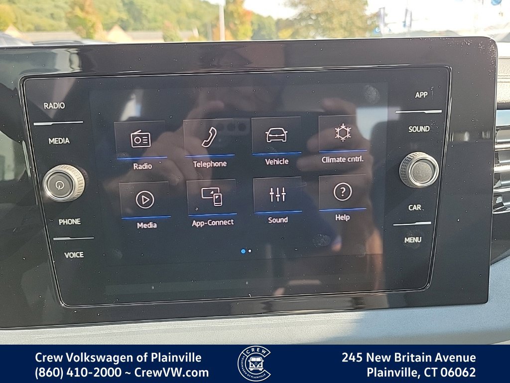 New 2027 Volkswagen Jetta SE FWD image 6