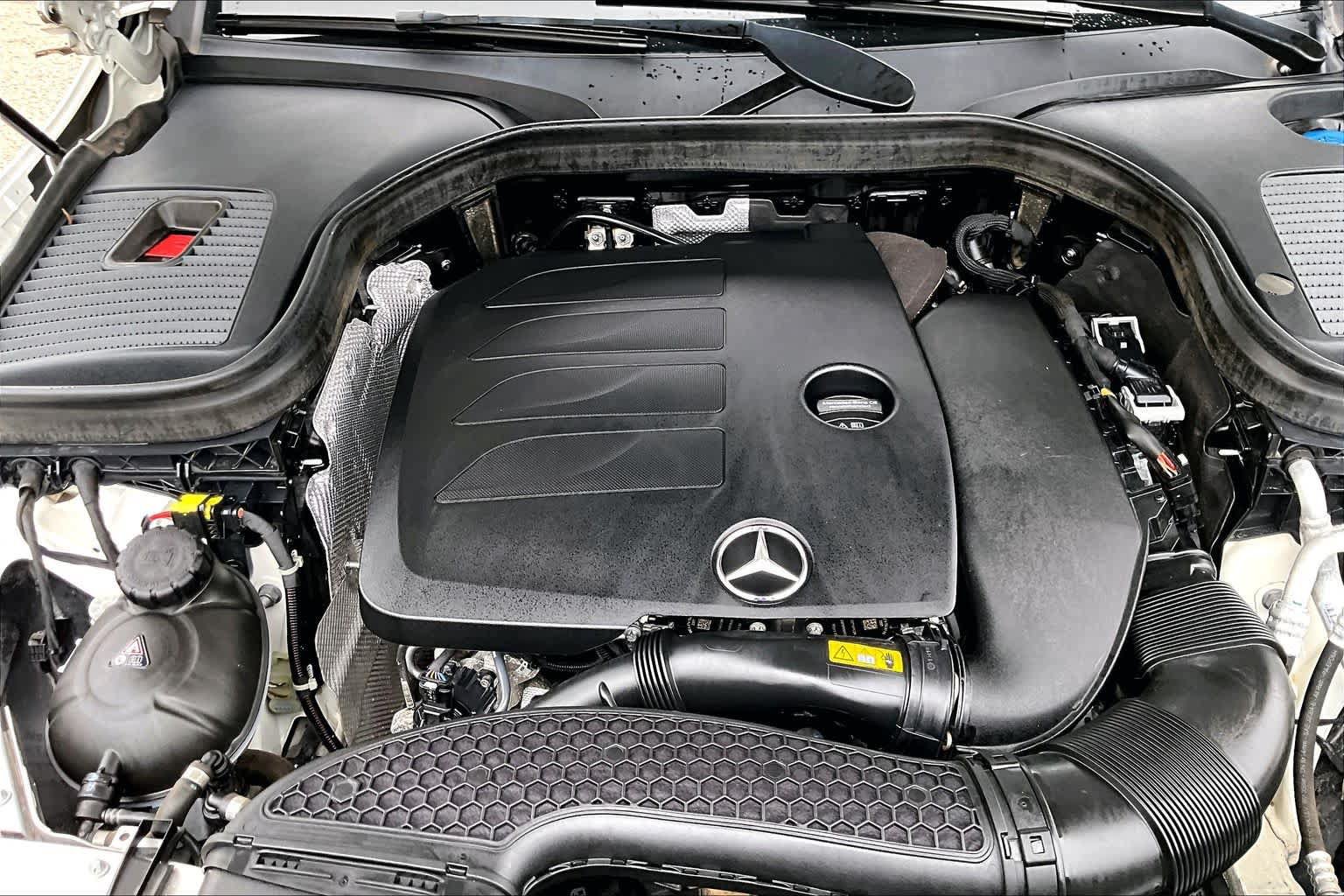 Used 2021 Mercedes-Benz GLC 300 image 33