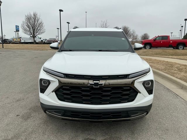 Used 2024 Chevrolet TrailBlazer ACTIV w/ Driver Confidence Package image 9