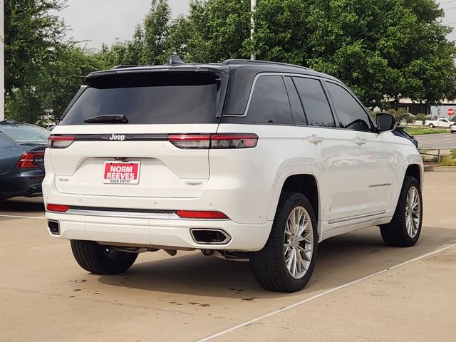 Used 2024 Jeep Grand Cherokee Summit AWD/4WD image 3