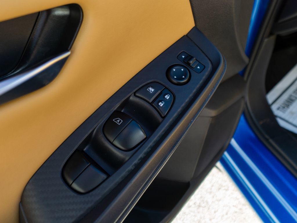 Used 2023 Nissan Sentra SV w/ SV Premium Package image 17