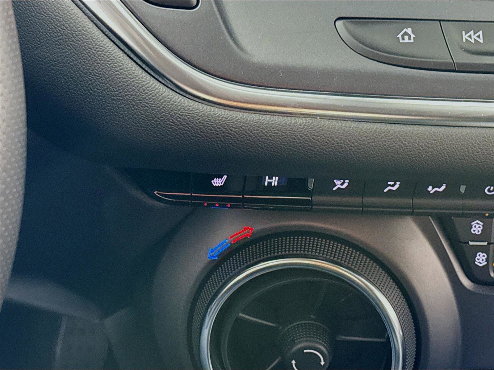 New 2026 Chevrolet Blazer LT image 14