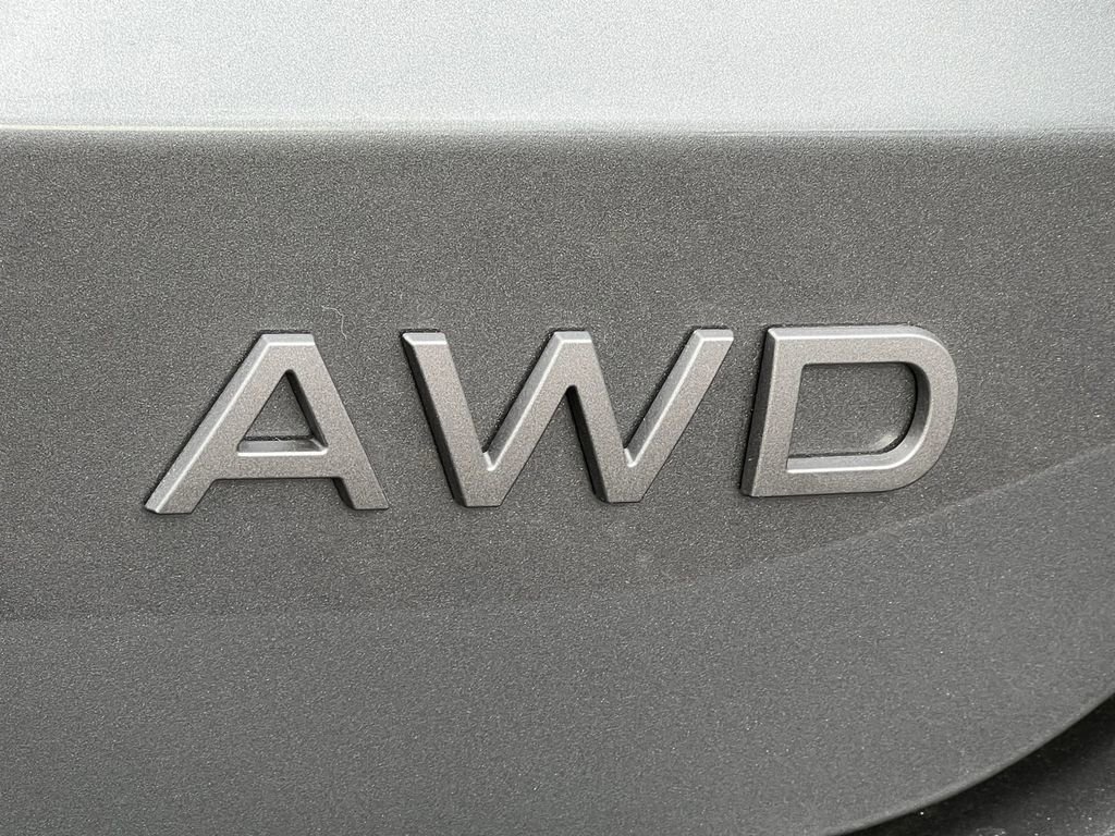 New 2026 Nissan Kicks SV w/ SV Premium Package image 2