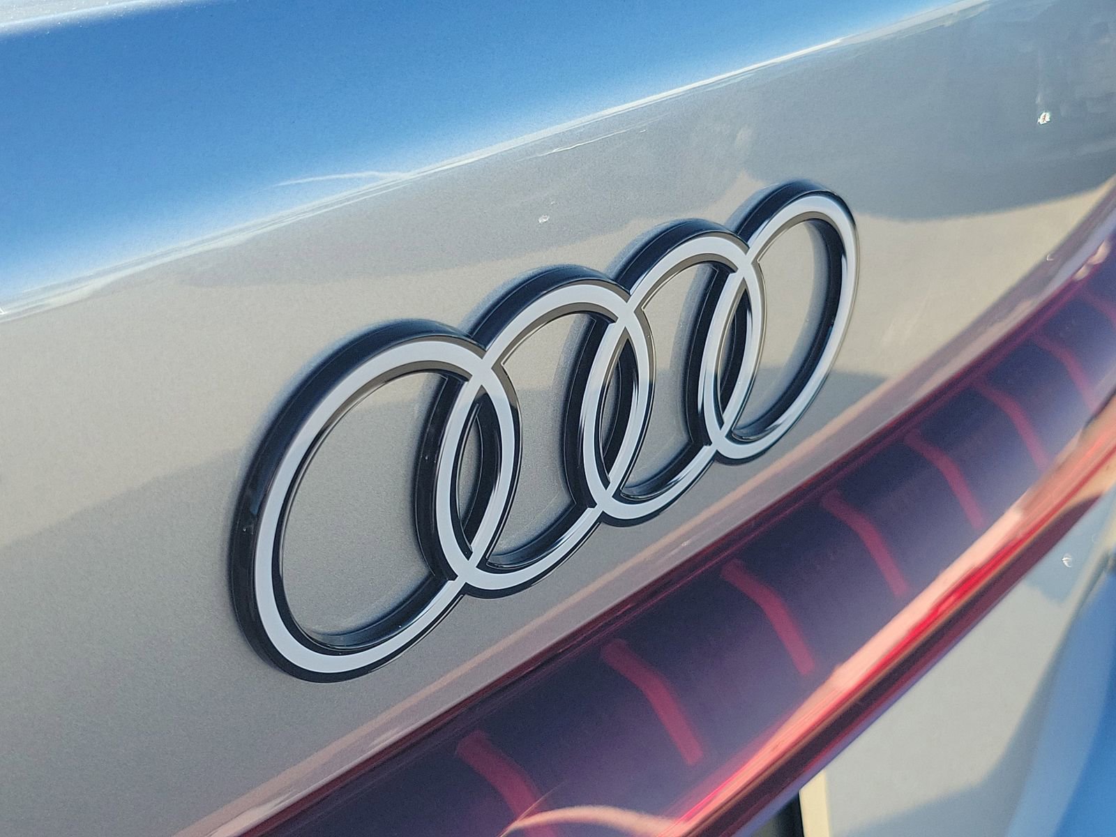 New 2025 Audi A5 2.0T Premium Plus AWD/4WD image 8