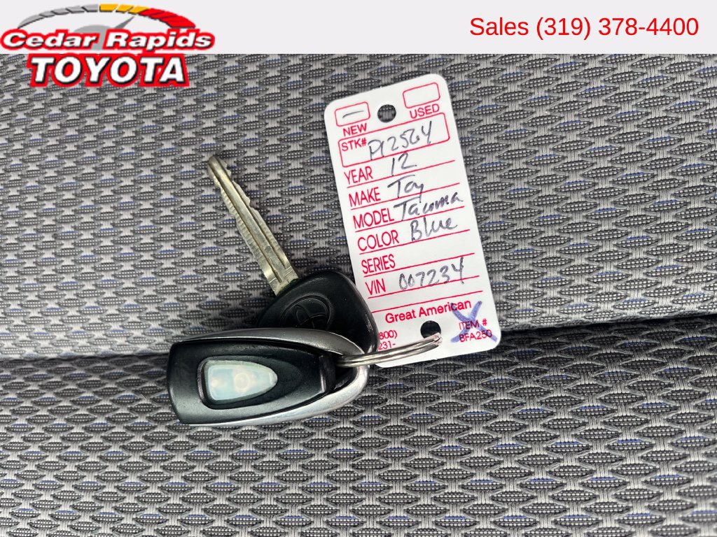 Used 2012 Toyota Tacoma 4x4 Regular Cab image 16