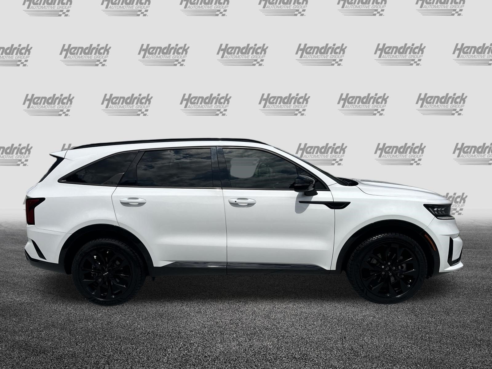 Used 2023 Kia Sorento SX FWD image 11