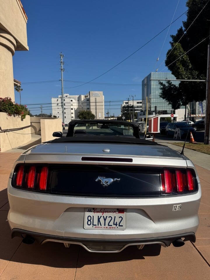 Used 2016 Ford Mustang Premium RWD image 29