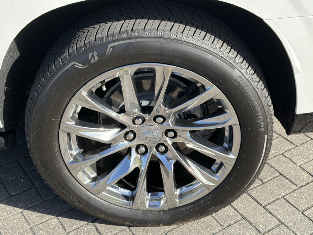 Certified 2025 Cadillac Escalade ESV Premium Luxury w/ Touring Package RWD image 15