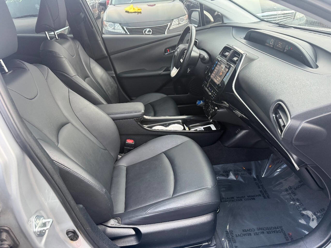 Used 2016 Toyota Prius Four Touring image 18