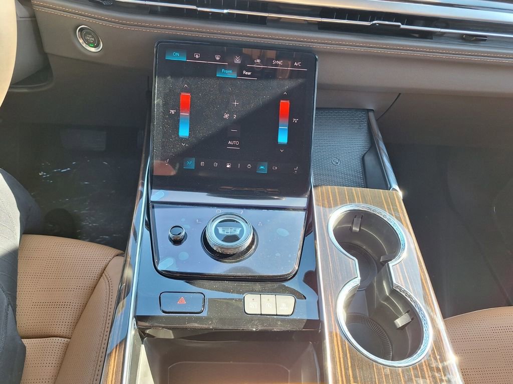 New 2026 Cadillac Escalade Luxury image 16