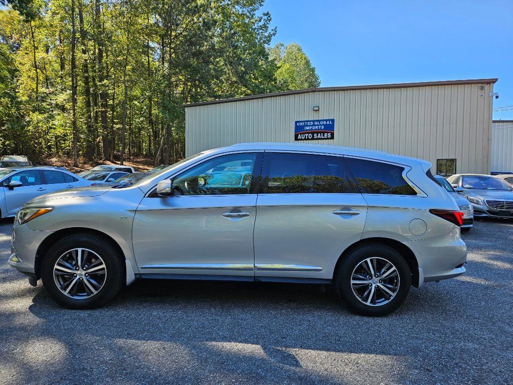 Used 2017 INFINITI QX60 AWD w/ Premium Plus Package image 3