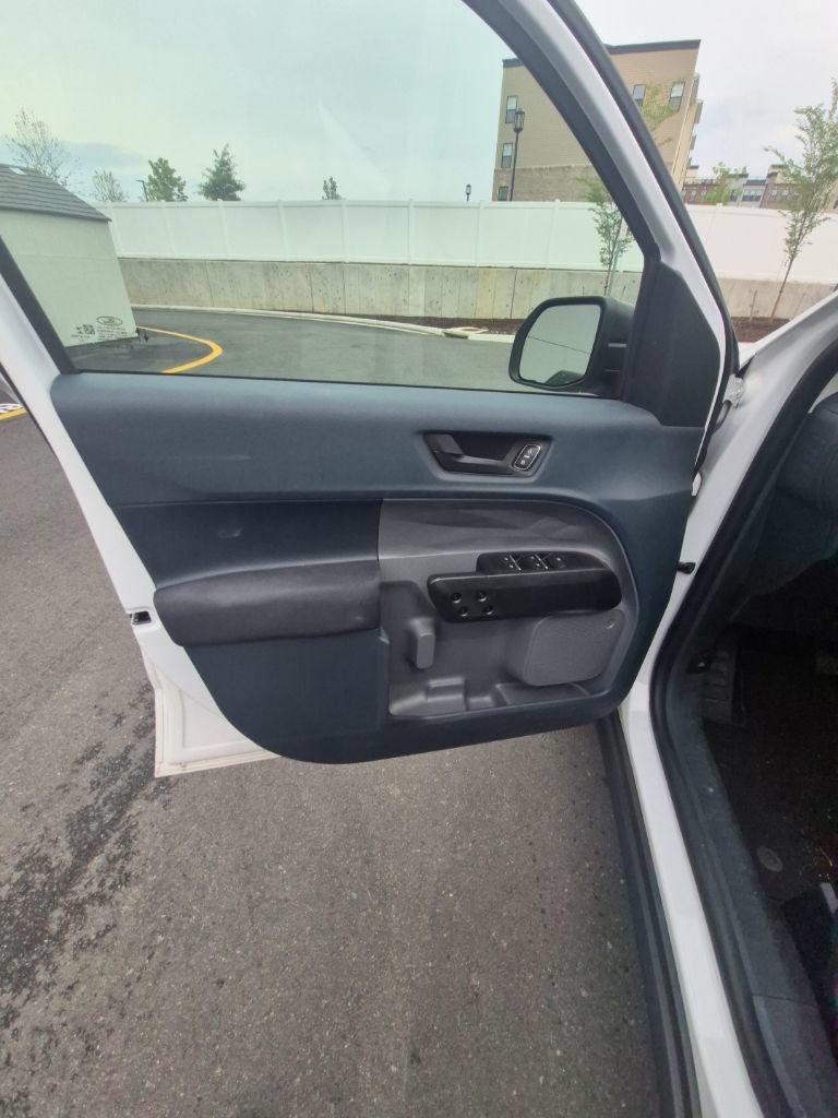 Used 2022 Ford Maverick XL FWD image 12