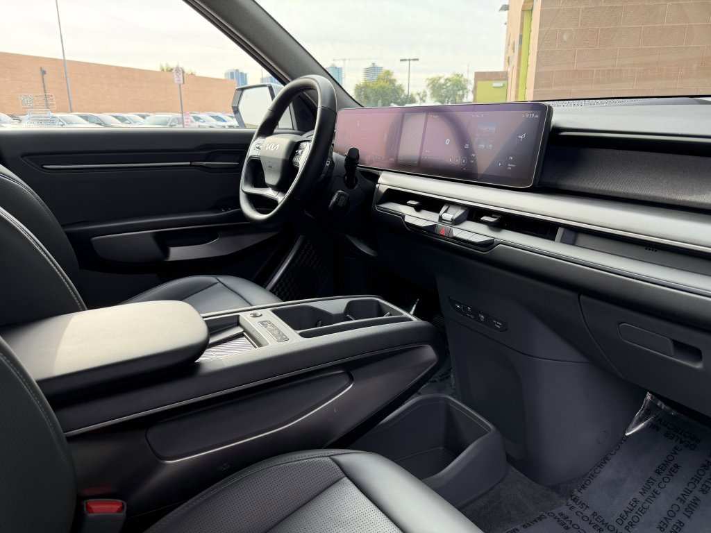 Used 2024 Kia EV9 Light image 42
