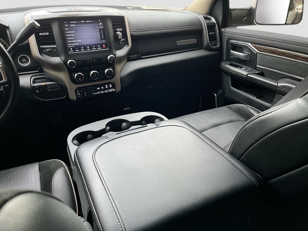 Used 2020 RAM 2500 Laramie w/ Chrome Appearance Group AWD/4WD image 22