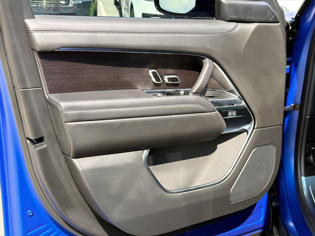 New 2026 Land Rover Range Rover SE AWD/4WD image 16