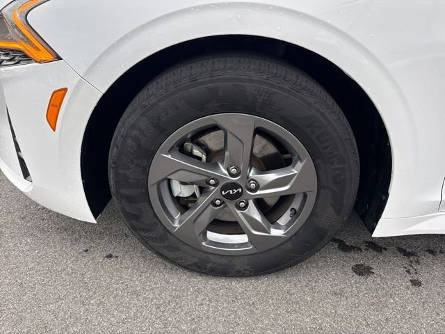Used 2024 Kia K5 LXS image 29