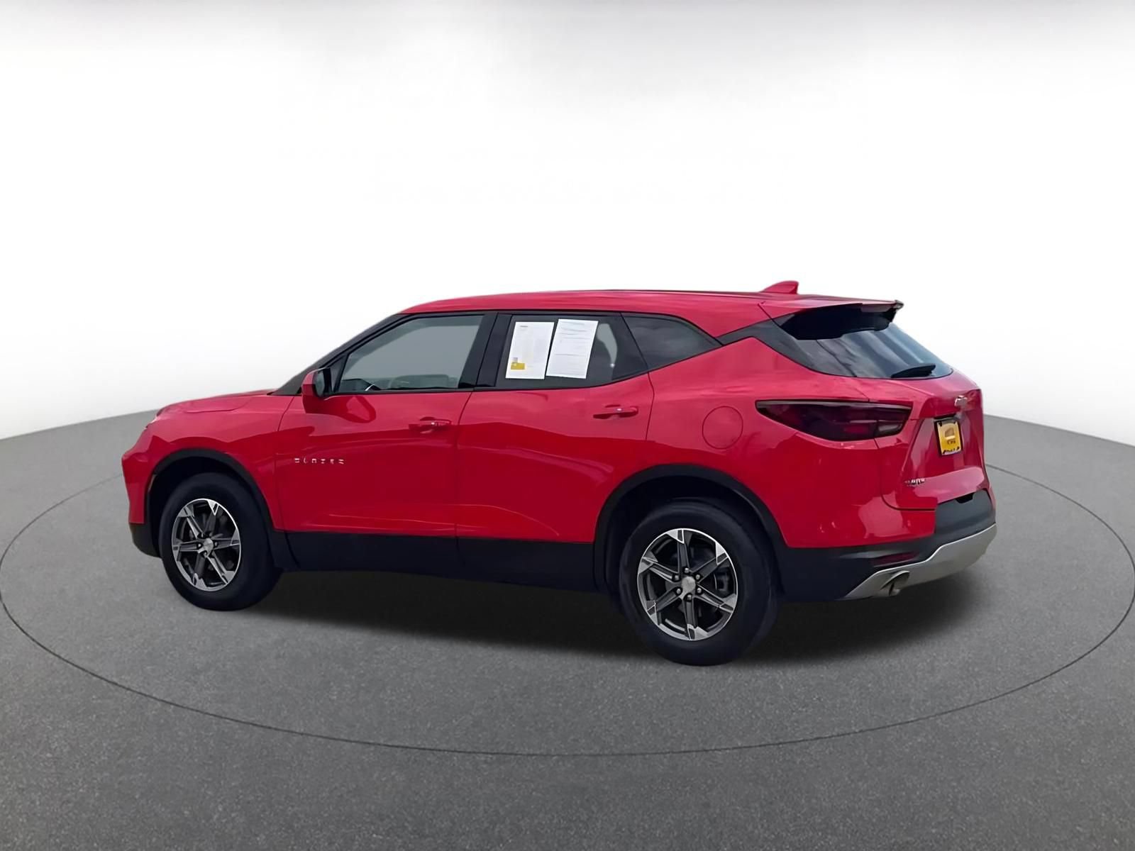 Used 2025 Chevrolet Blazer LT FWD image 10