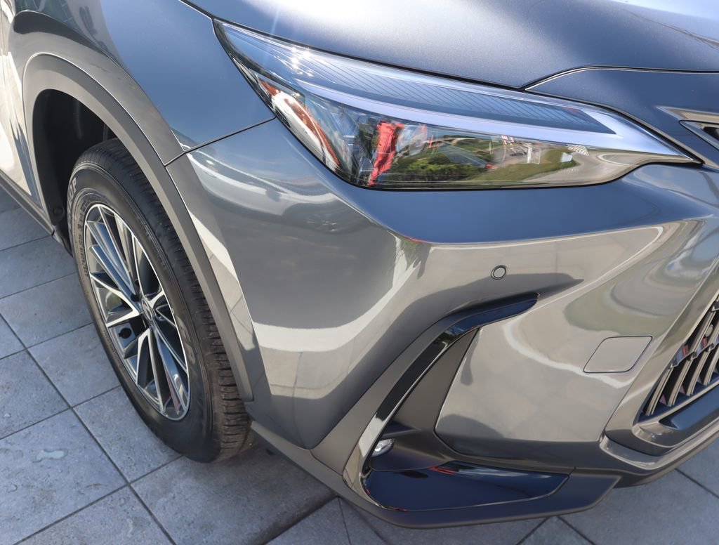 New 2026 Lexus NX 350h FWD image 15