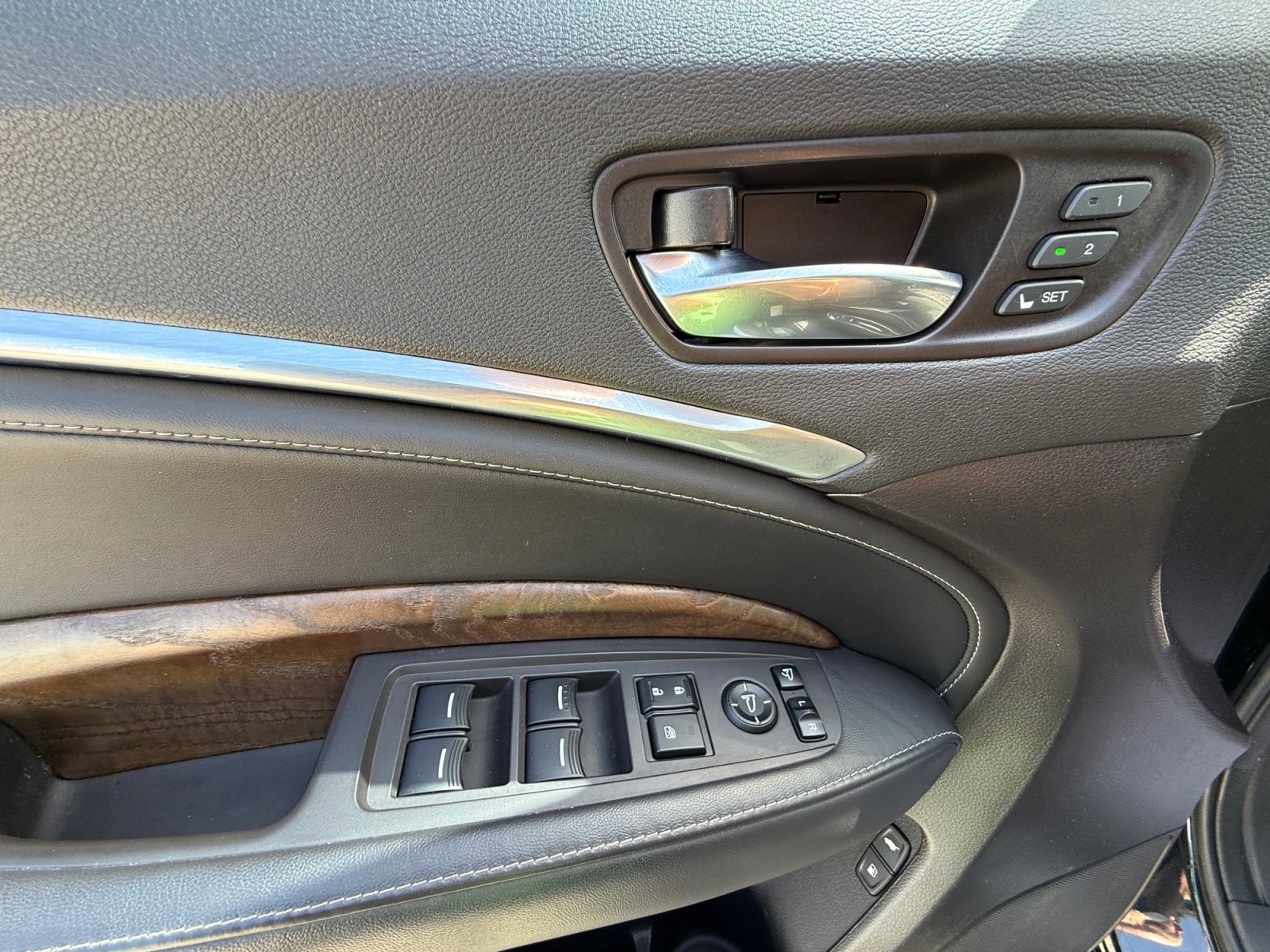 Used 2019 Acura MDX w/ Advance & Entertainment AWD/4WD image 18