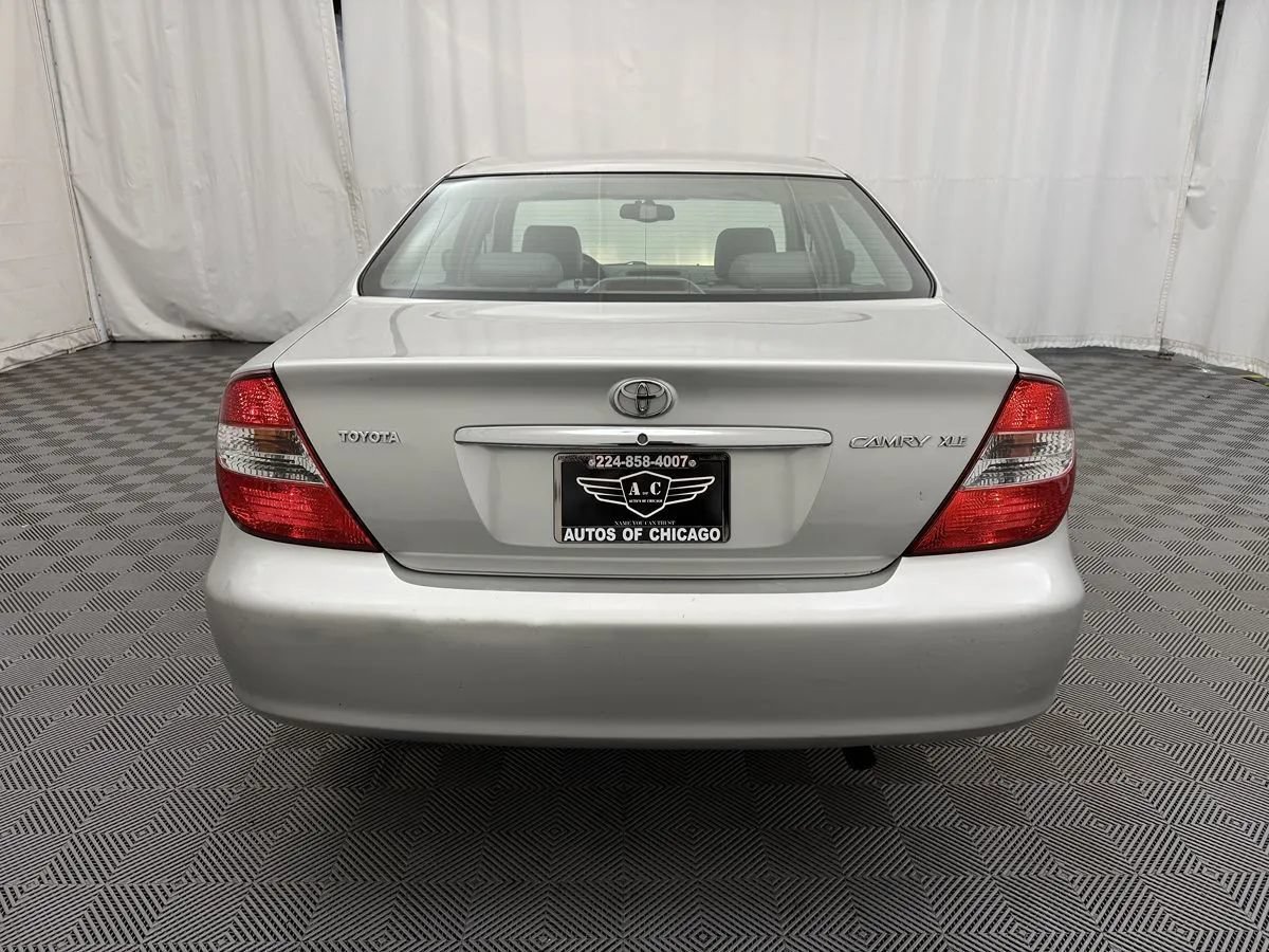 Used 2002 Toyota Camry LE FWD image 4