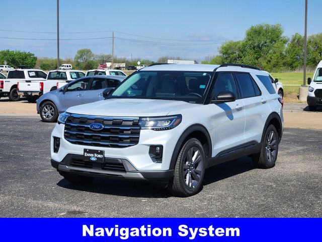 New 2026 Ford Explorer Active image 3