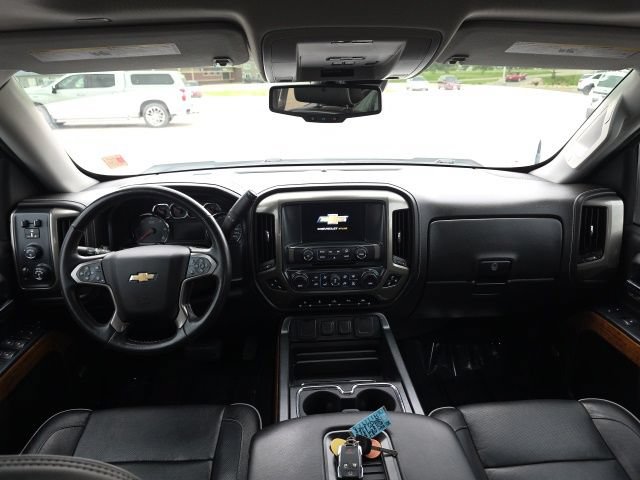 Used 2017 Chevrolet Silverado 1500 High Country AWD/4WD image 15