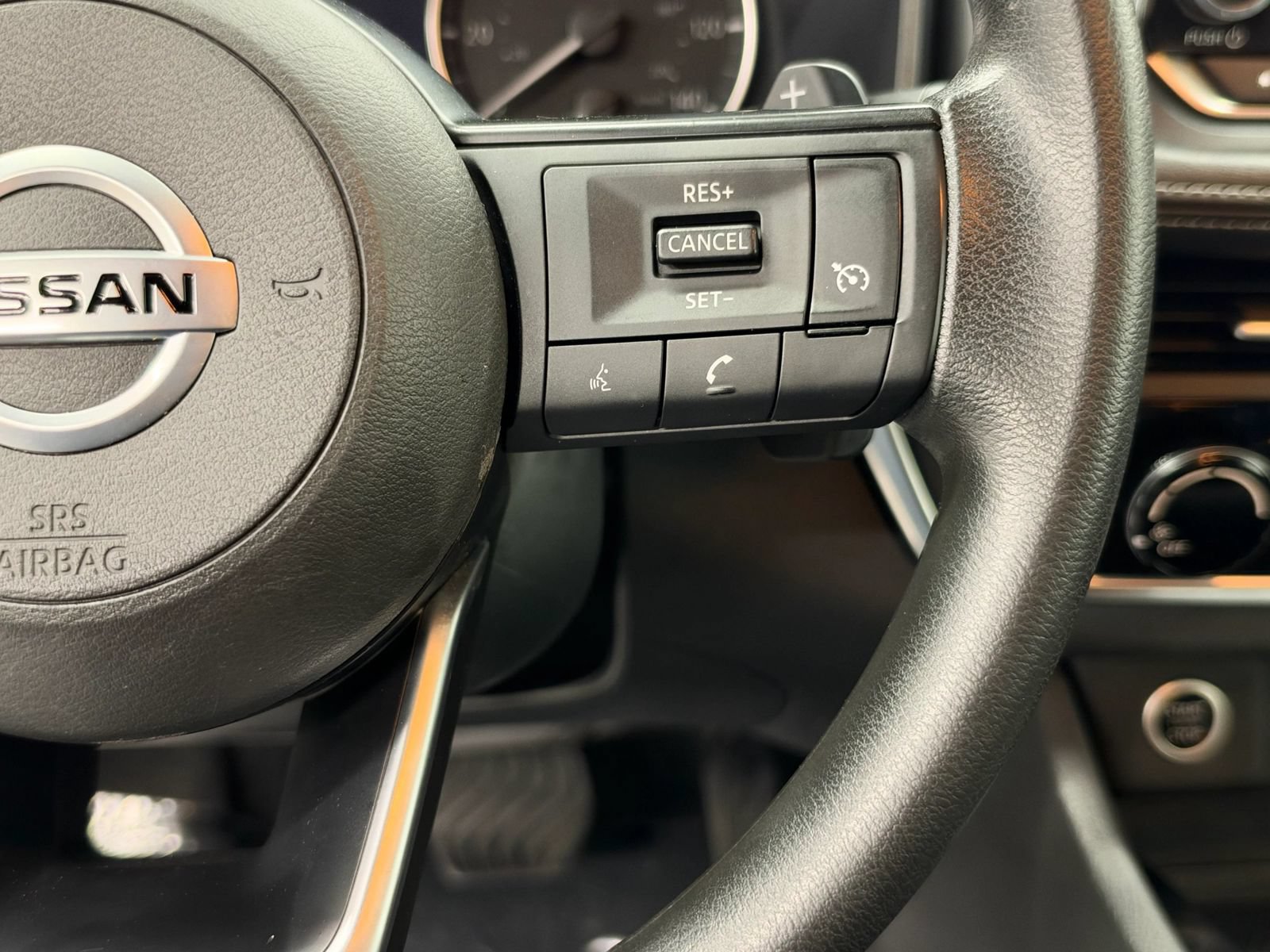 Used 2021 Nissan Rogue S AWD/4WD image 28