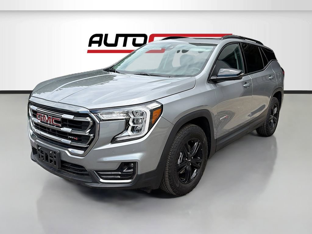 Used 2024 GMC Terrain AT4 w/ Tech Package image 3