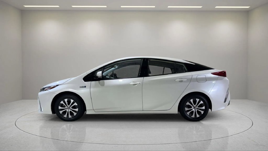 Used 2020 Toyota Prius Prime XLE FWD image 15