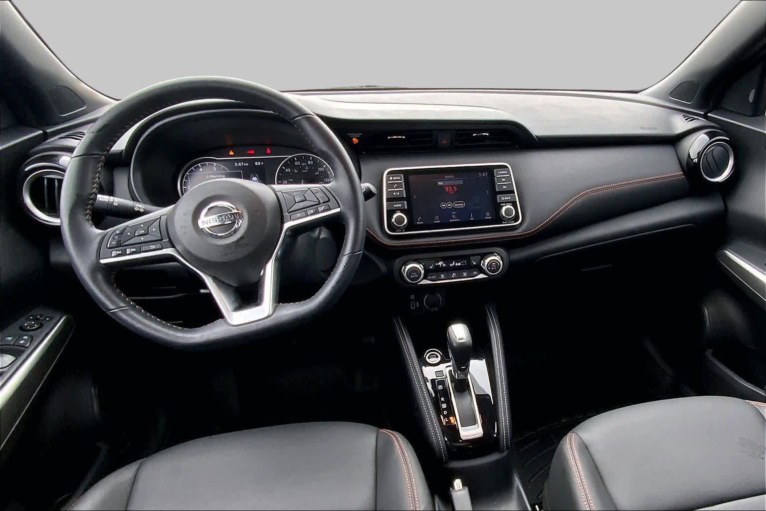 Used 2020 Nissan Kicks SR w/ SR Premium Package FWD image 16