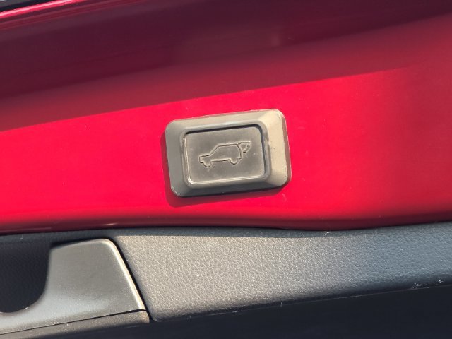 Certified 2021 Toyota RAV4 XLE Premium AWD/4WD image 12