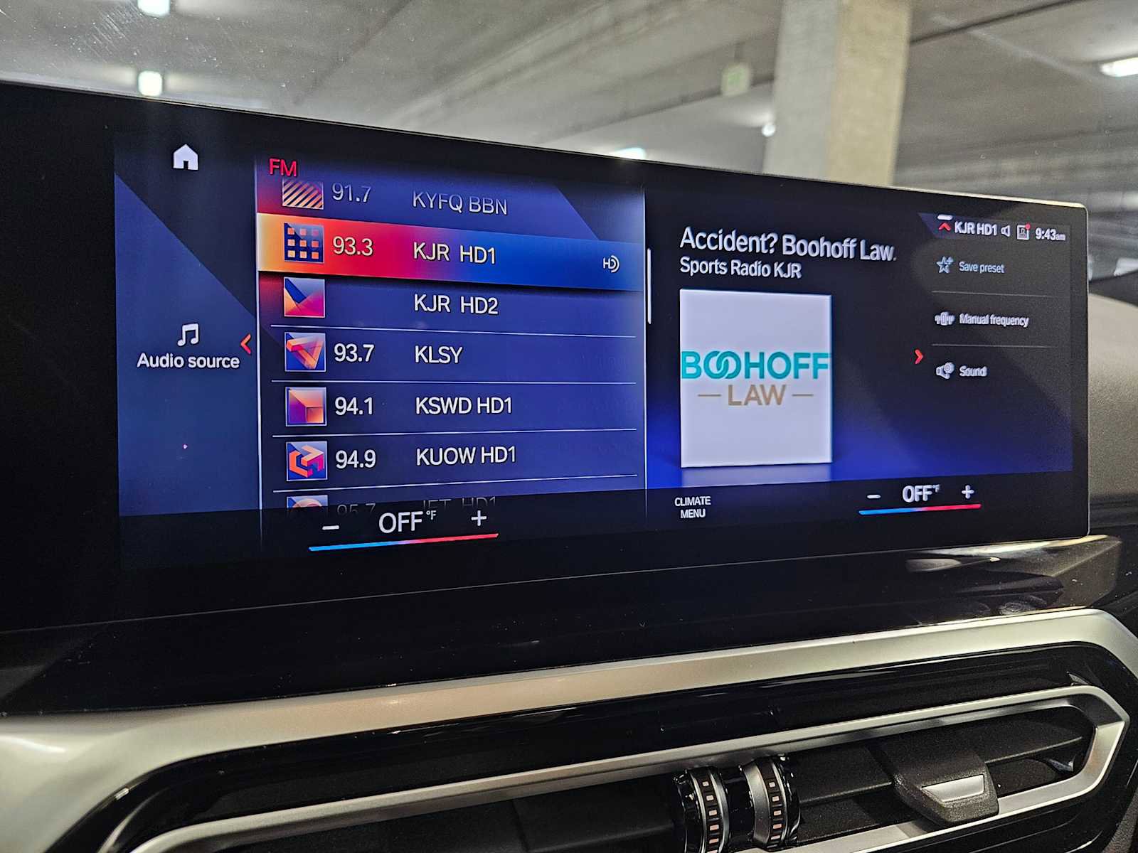 Used 2023 BMW i4 eDrive35 w/ Premium Package image 15