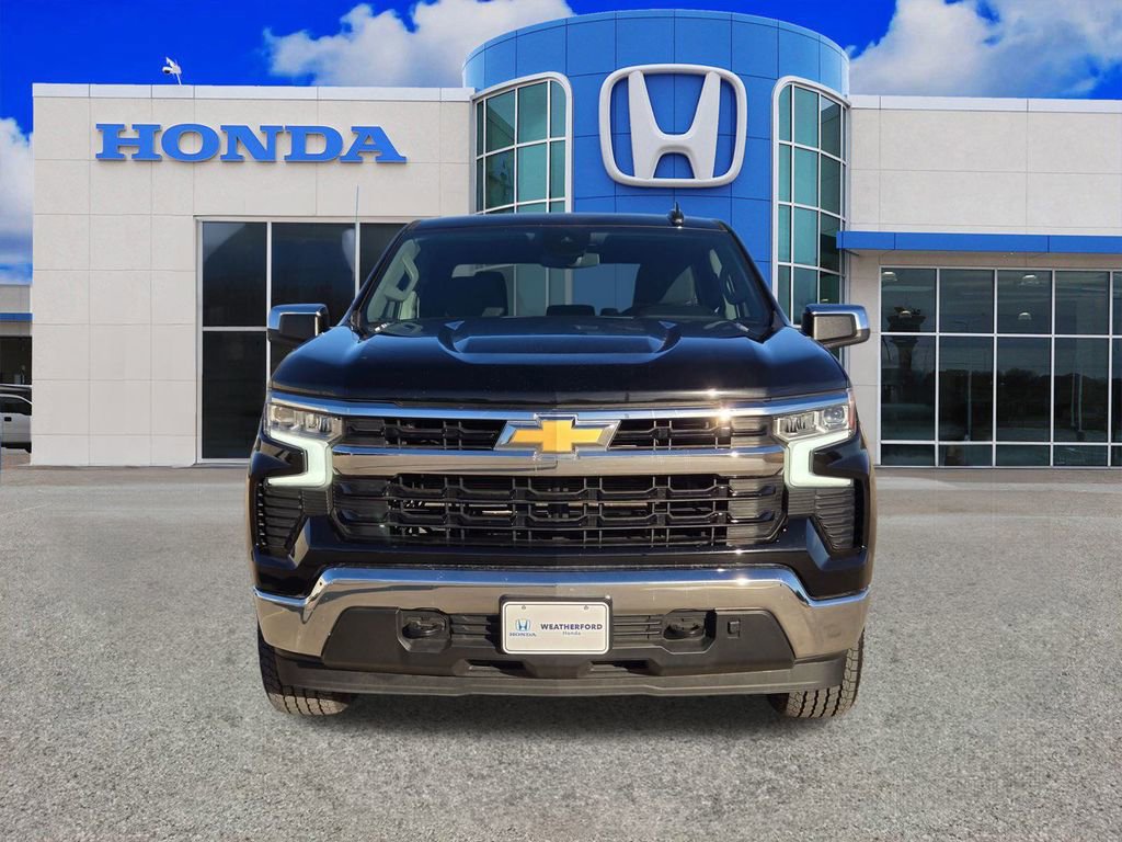 Used 2023 Chevrolet Silverado 1500 LT w/ Z71 Off-Road Package image 8