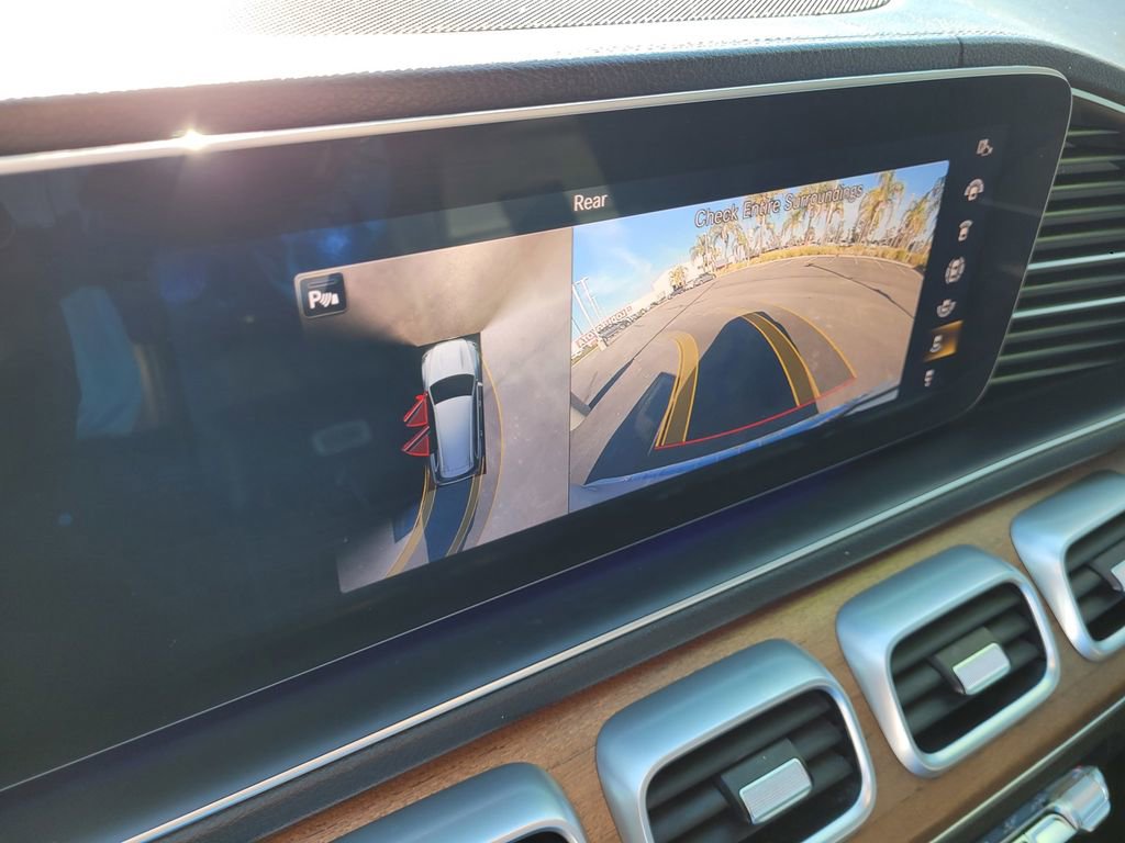 Used 2020 Mercedes-Benz GLS 450 4MATIC image 16