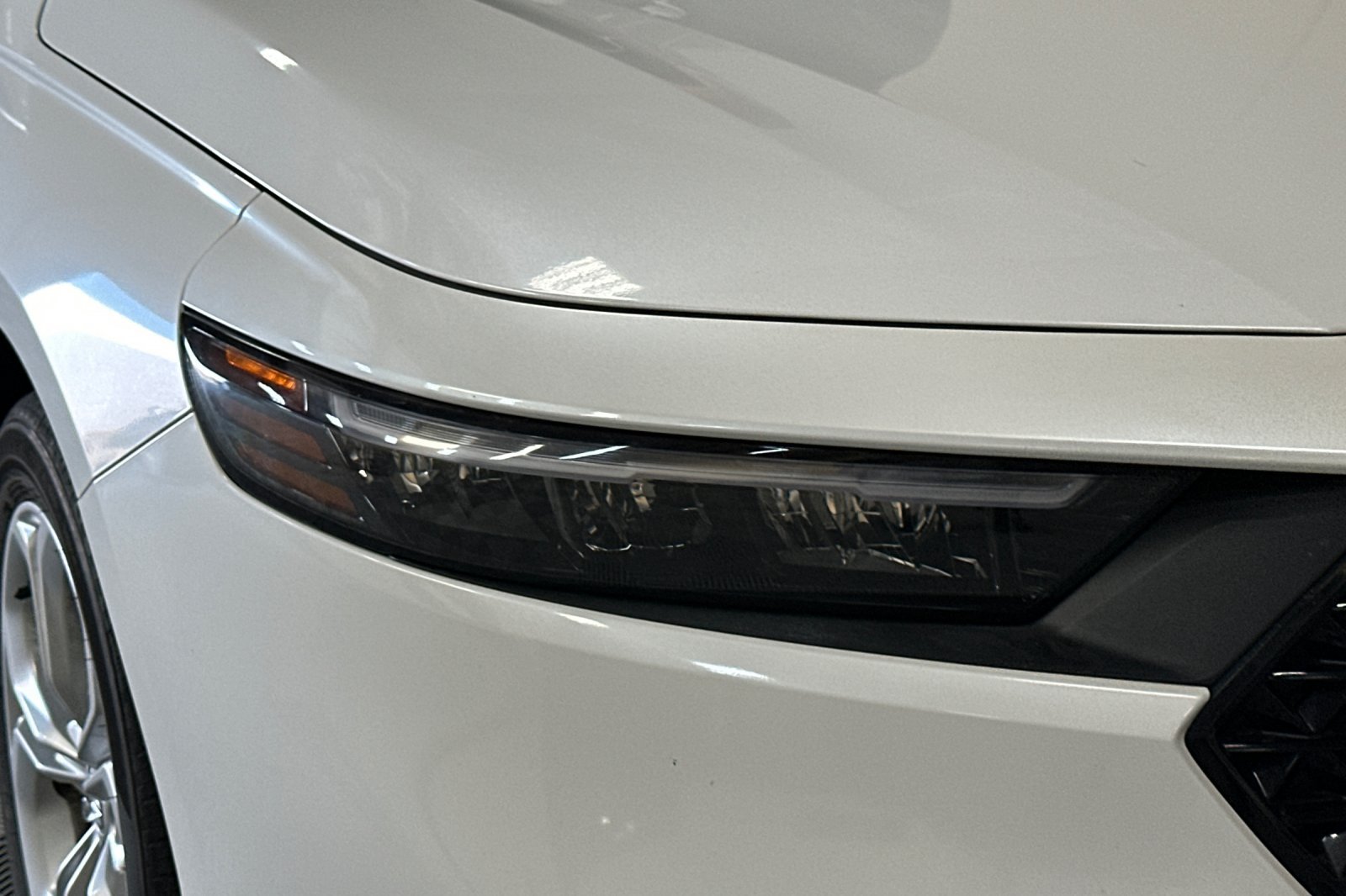 Used 2023 Honda Accord LX image 41